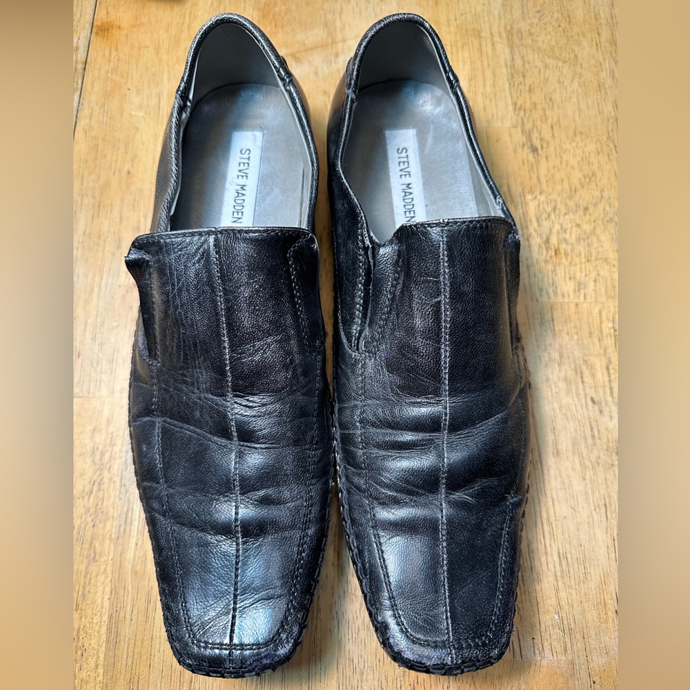 Steve Madden  Slip on Leather  Loafers - Men Shoes Sz 8